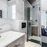 아파트 Blue Light - Vue - Dernier Etage - Parking - Climatisation - Village Naturiste