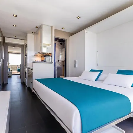 Blue Light - Vue - Dernier Etage - Parking - Climatisation - Village Naturiste * Agde